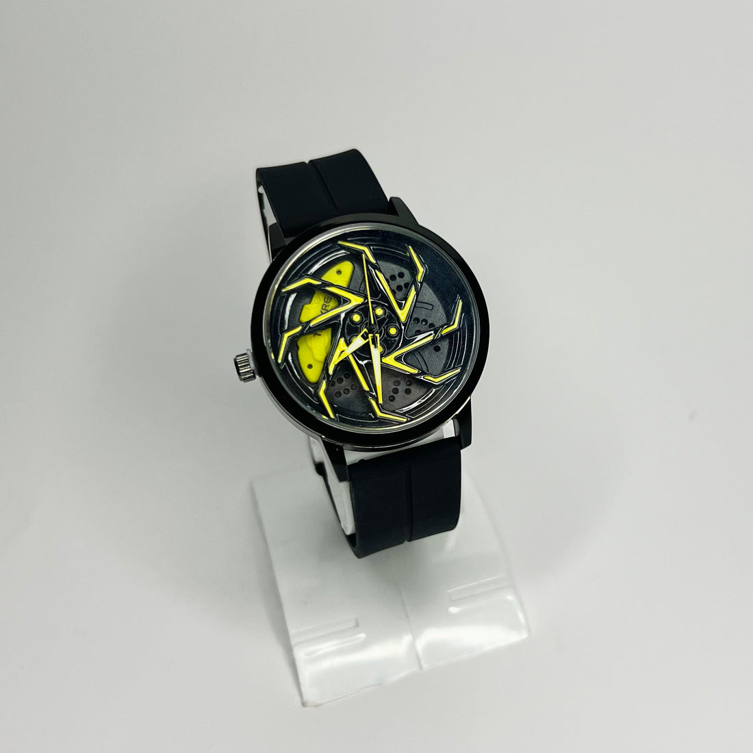 Spinning Car Wheel Yellow | 44mm | Strap