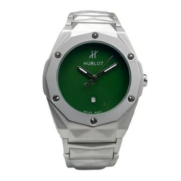 HB Diamond Cut with Green Dial